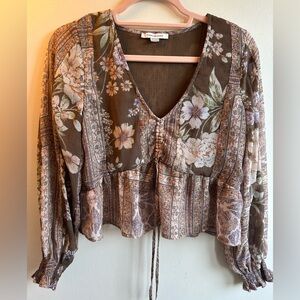 American Eagle Small GUC Boho  Long Sleeve Cropped Flowy Blouse